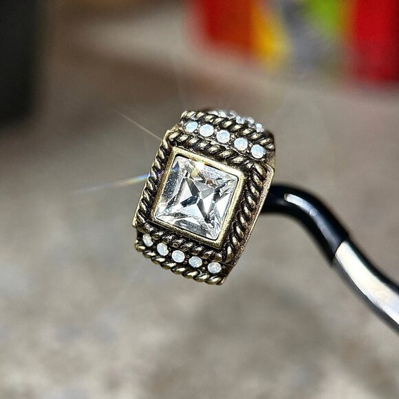 Heidi Daus Swarovski Ring - Picture 3 of 9